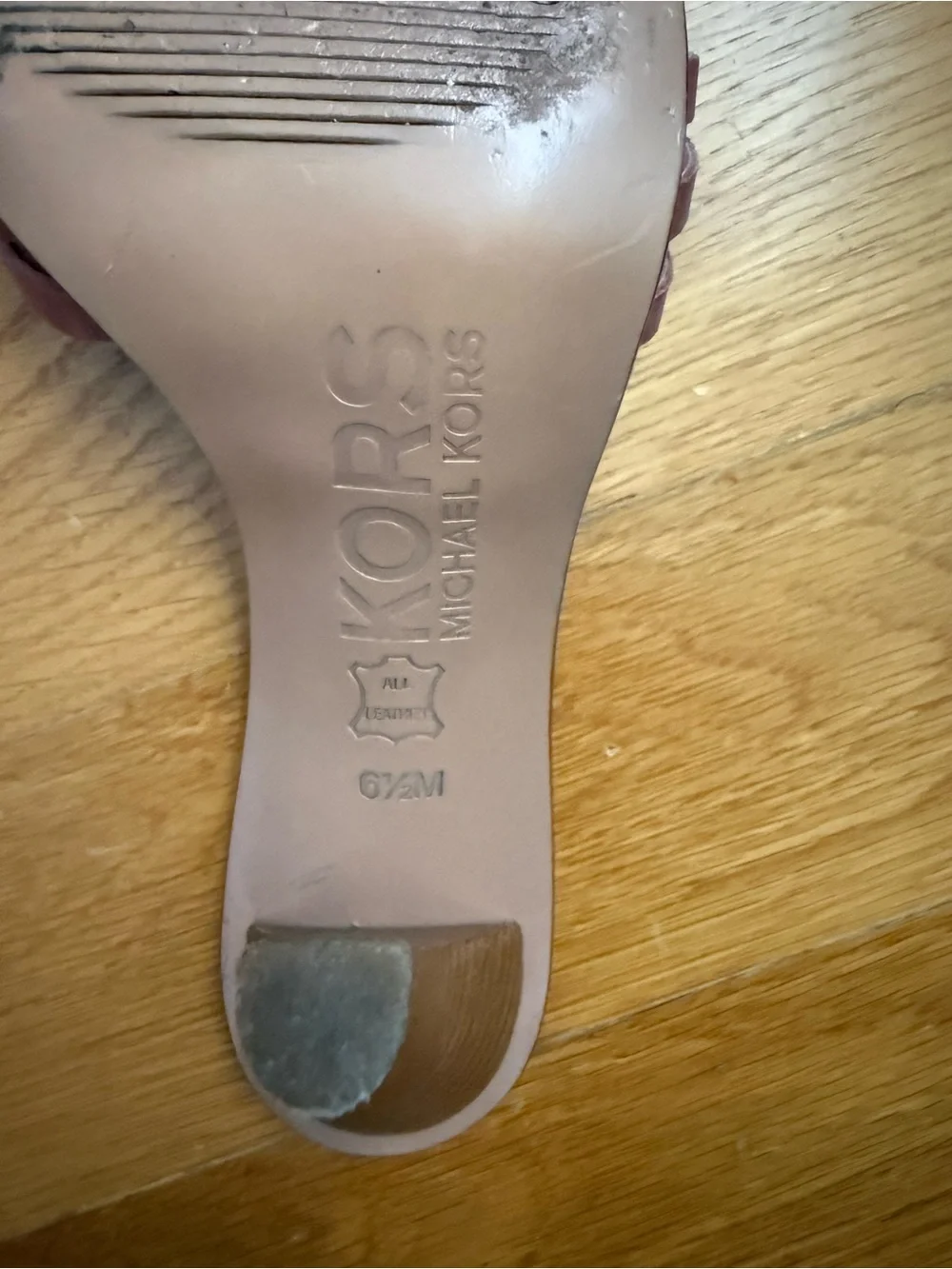 KORS Michael Kors Mauve Leather Slide sandal